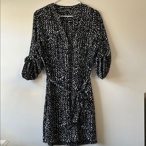 Express Portofino Black and White Dress button up